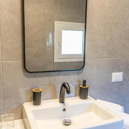 Julia's Casa vacanze Karavomylos